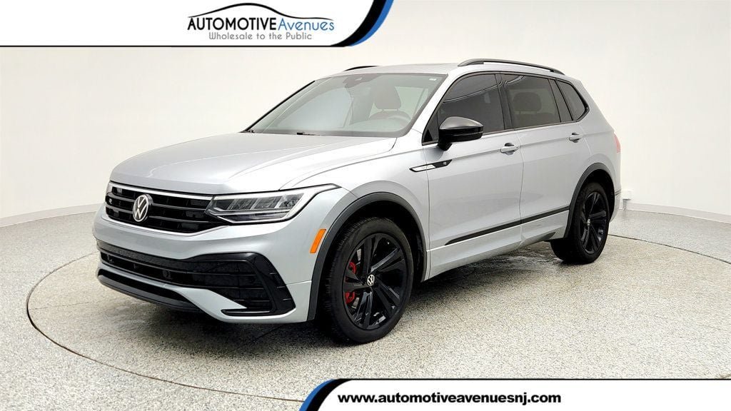 2024 Volkswagen Tiguan SE R-LINE BLACK