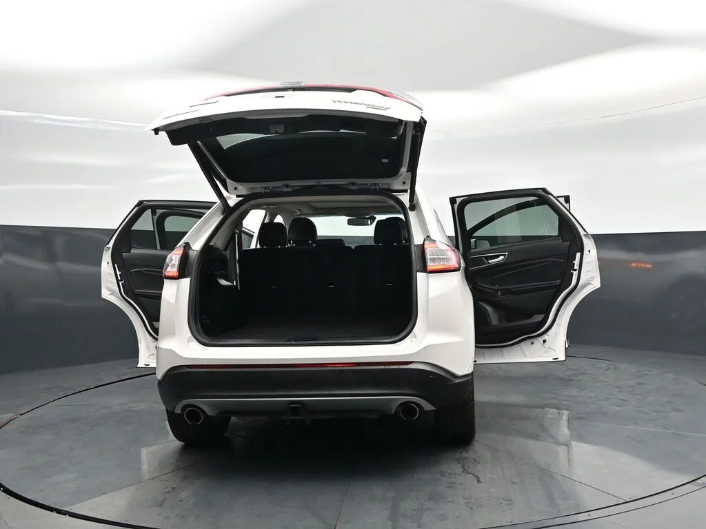 Used 2018 White Ford Titanium image 33