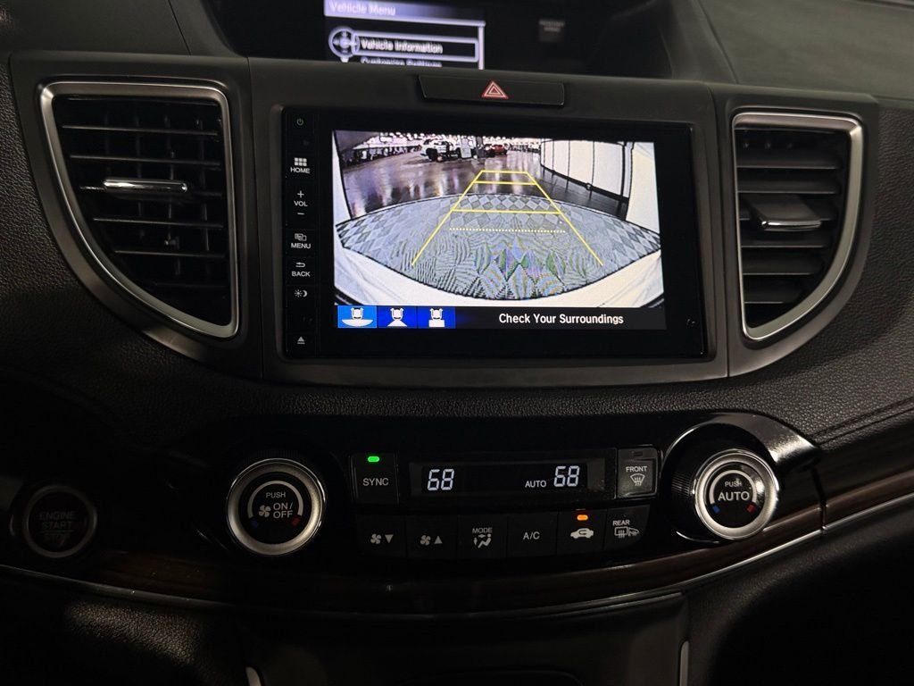 Used 2016 White Honda Touring image 14