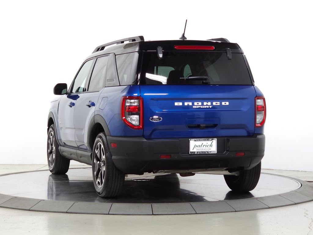 Used 2023 Blue Metallic Ford Outer Banks image 6
