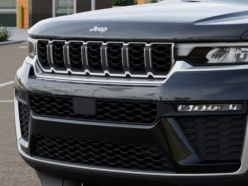 New 2026 Diamond Black Crystal Pearlcoat Jeep Limited image 11