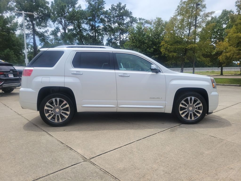 Used 2017 White GMC Denali image 8