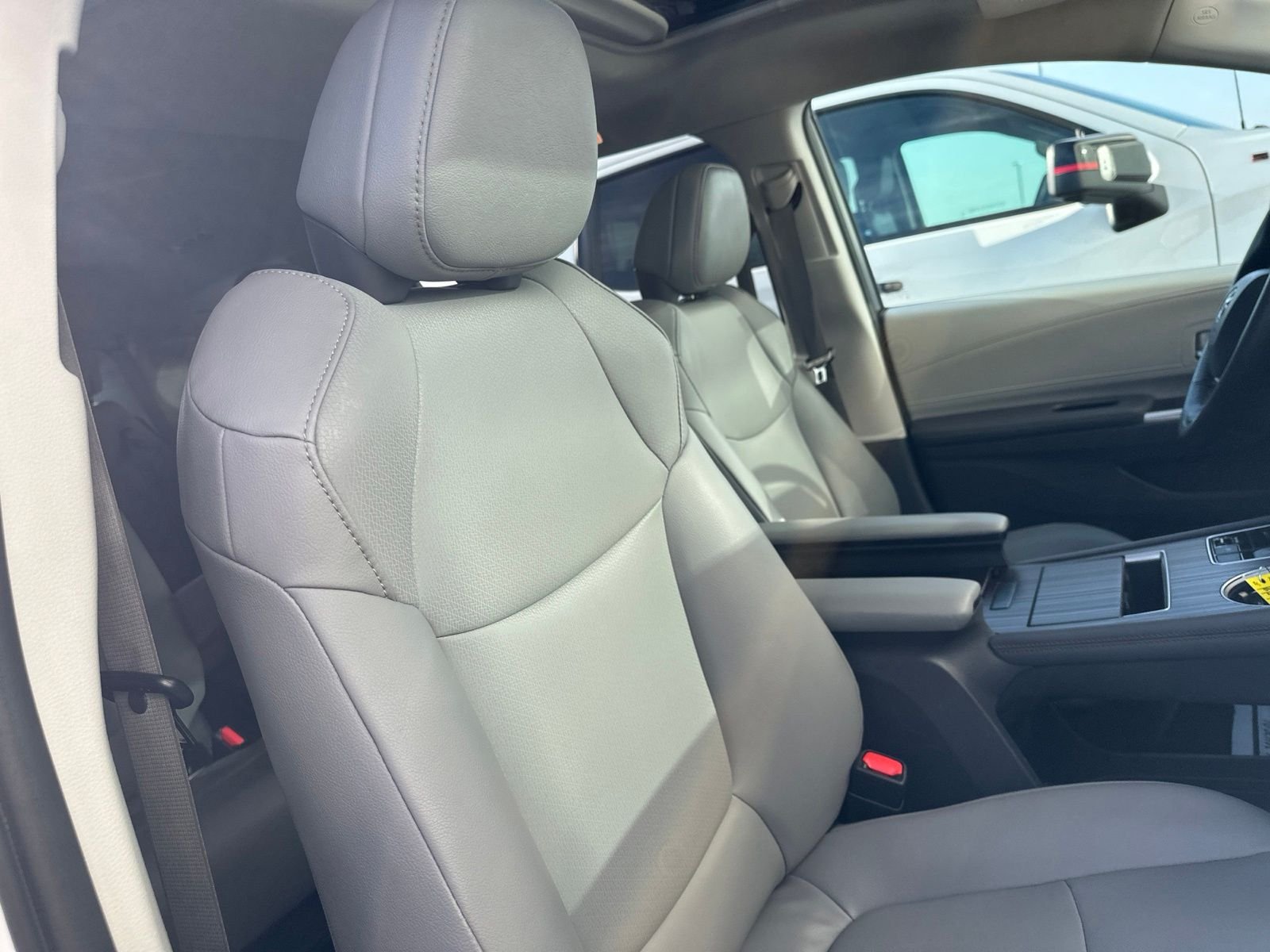Used 2022 Beige Toyota XLE image 43