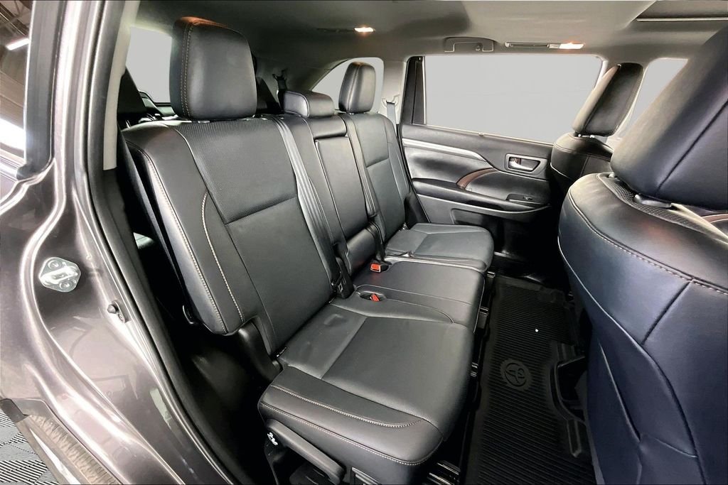 Certified Used 2019 Gray Toyota Limited image 23