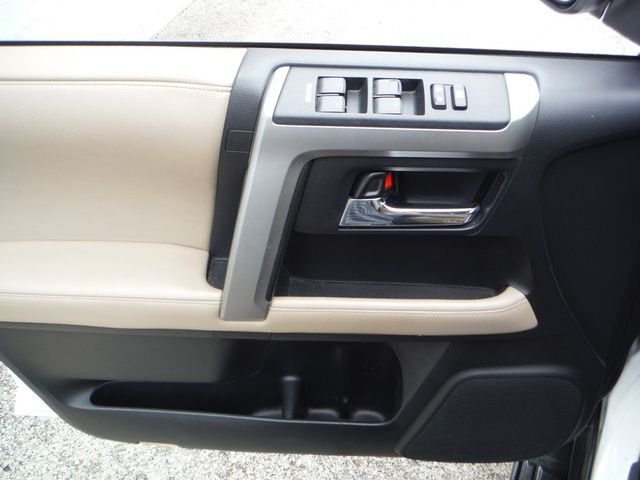 Used 2017 White Toyota SR5 Premium image 12