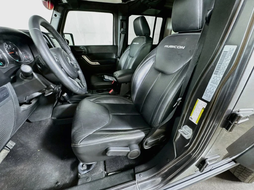 Used 2017 Gray Jeep Unlimited Rubicon image 23