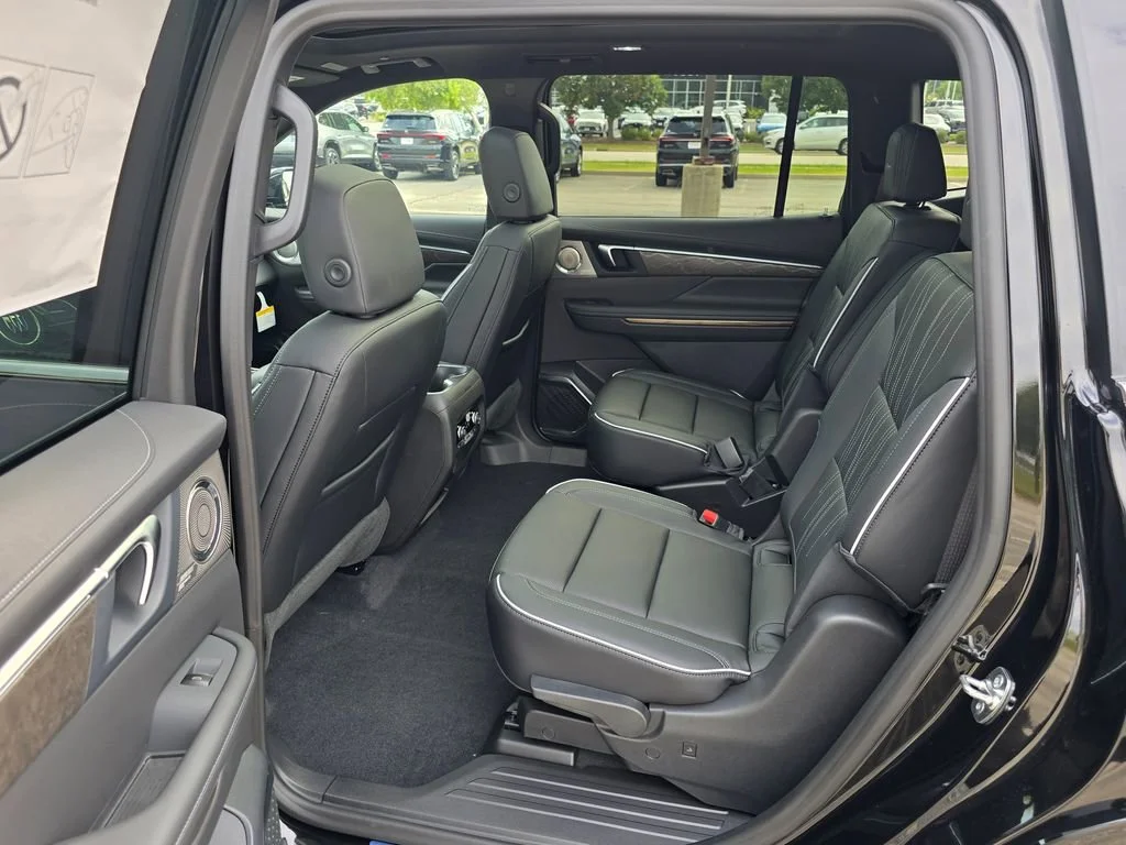 2026 Buick Enclave Avenir - Photo 27