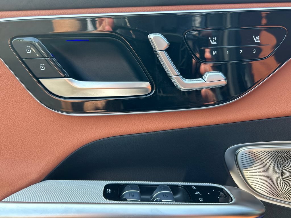 New 2026 Graphite Grey Metallic Mercedes-Benz GLC 300 image 45
