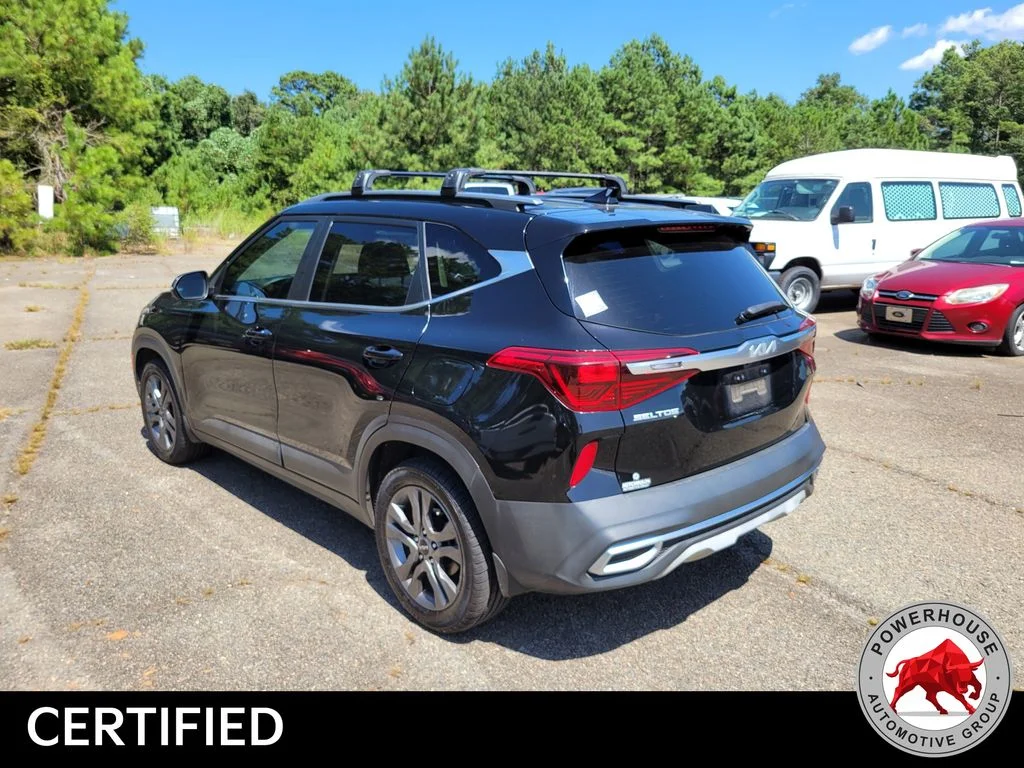 Used 2023 Black Kia S image 3