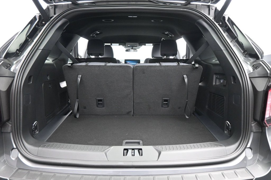 New 2027 Carbonized Gray Metallic Ford Active image 20