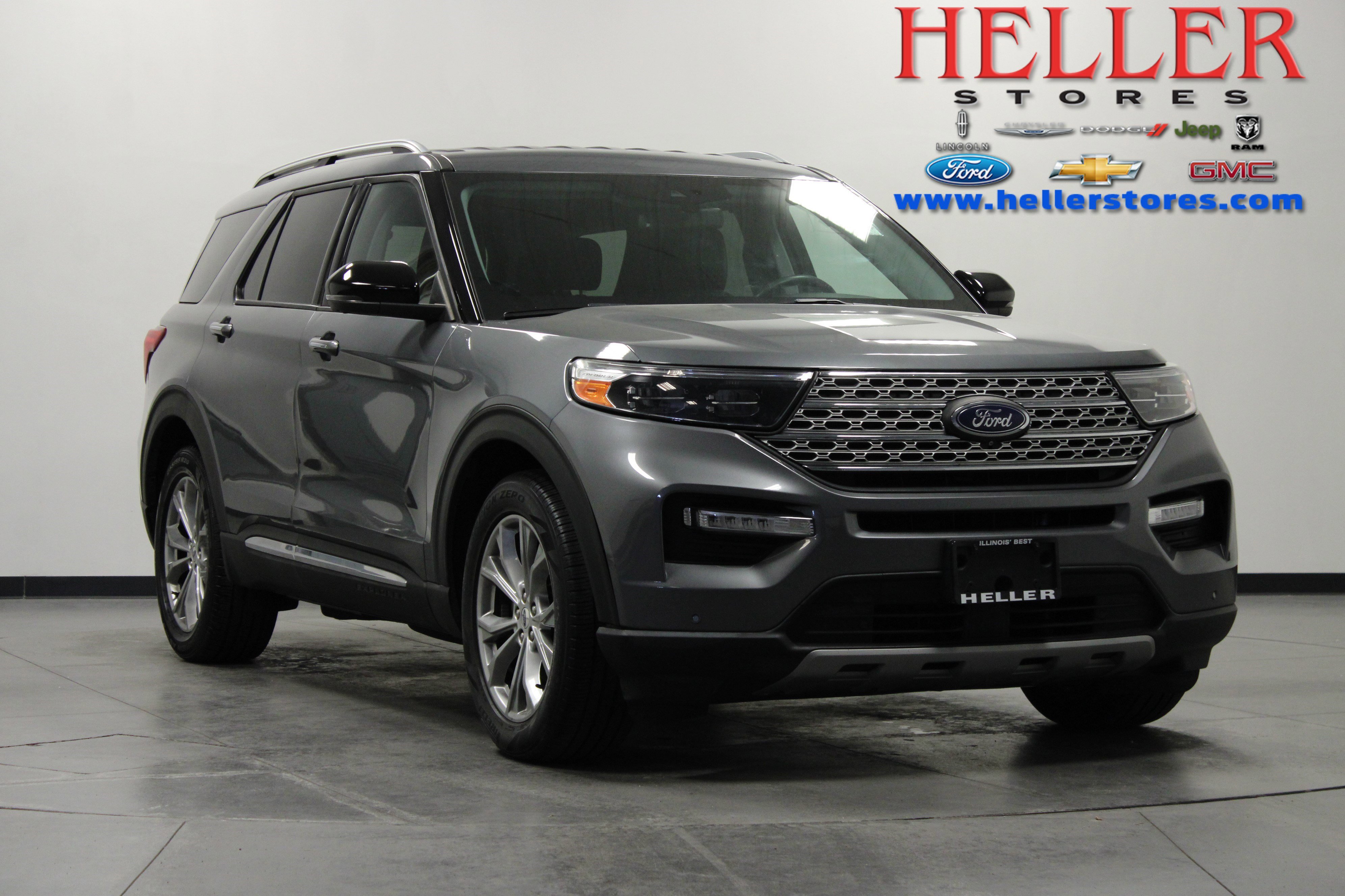 2022 Ford Explorer Limited RWD's photo