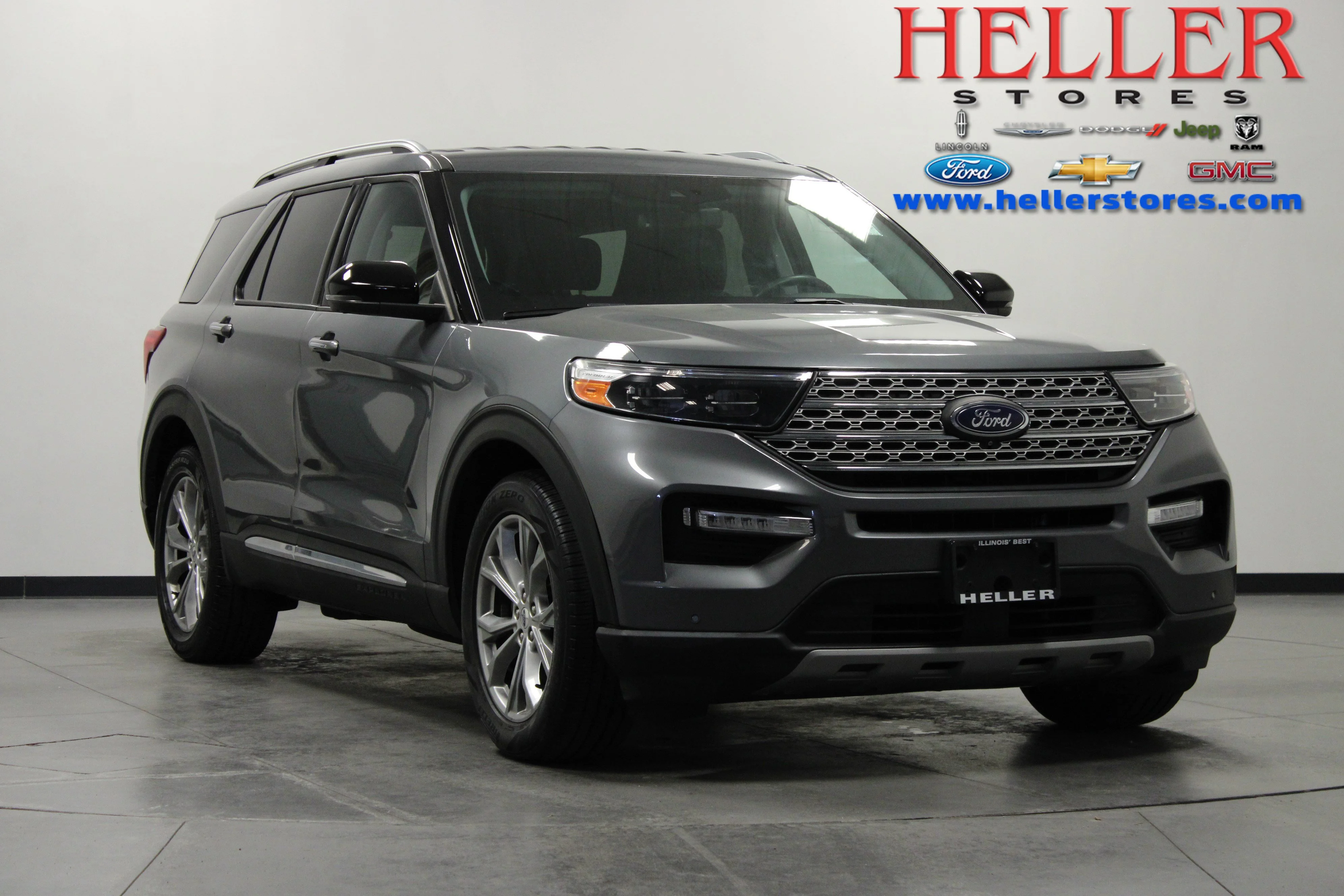 2022 Ford Explorer Limited RWD's photo