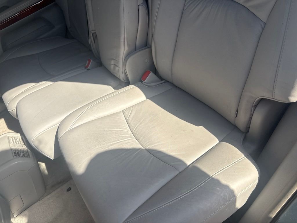 Used 2004 Blue Lexus 330 image 37