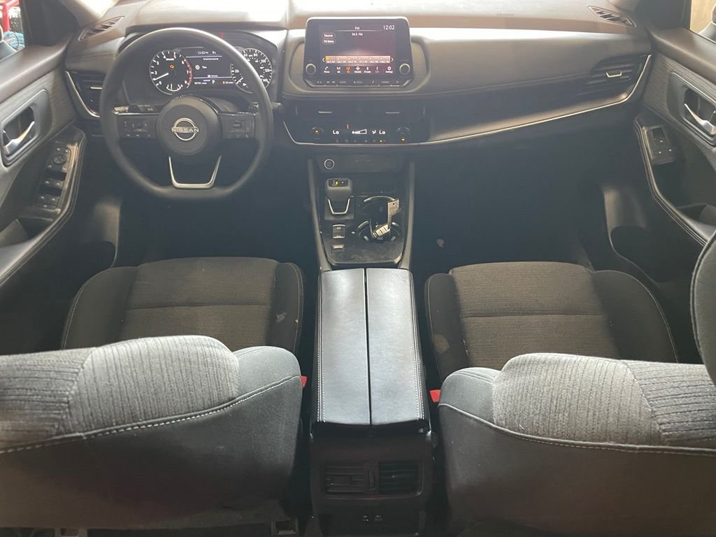 Used 2022 Red Nissan SV image 11