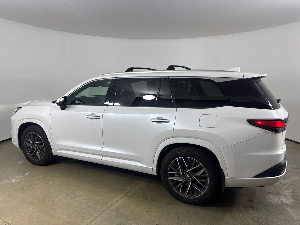 Used 2025 Beige Lexus 350 Premium image 11