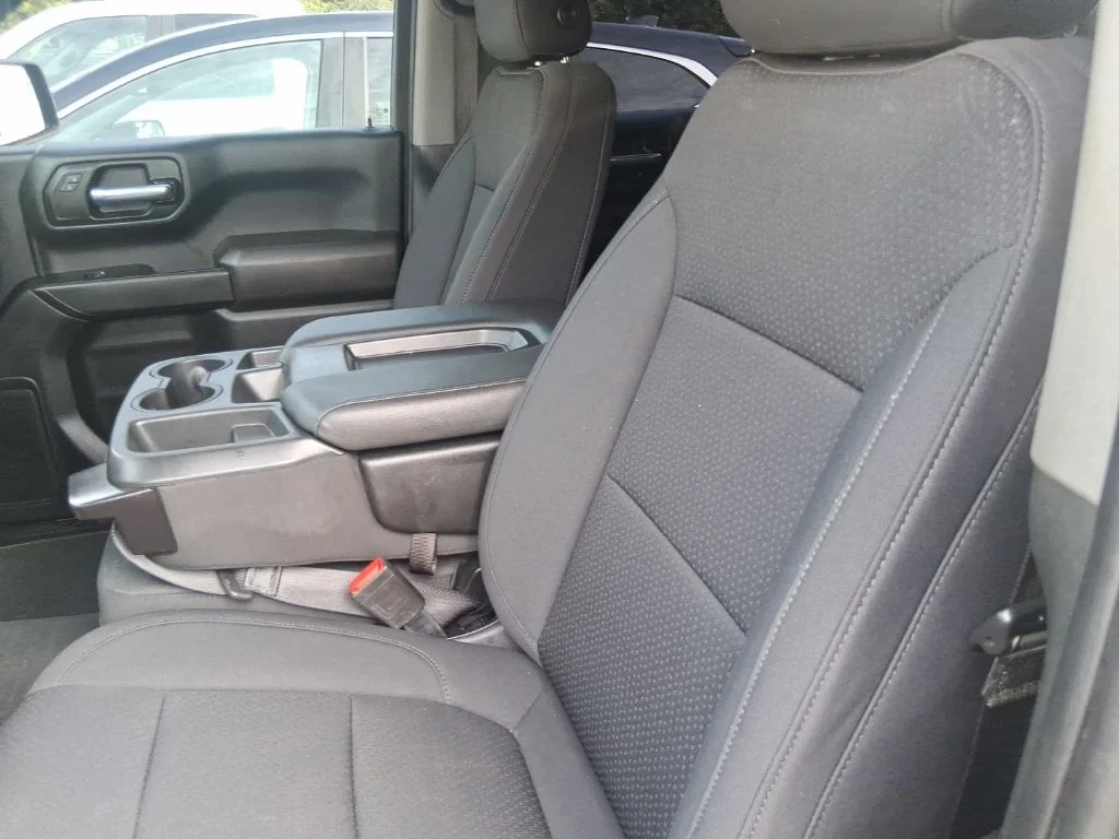 Used 2022 Black Chevrolet Custom image 12