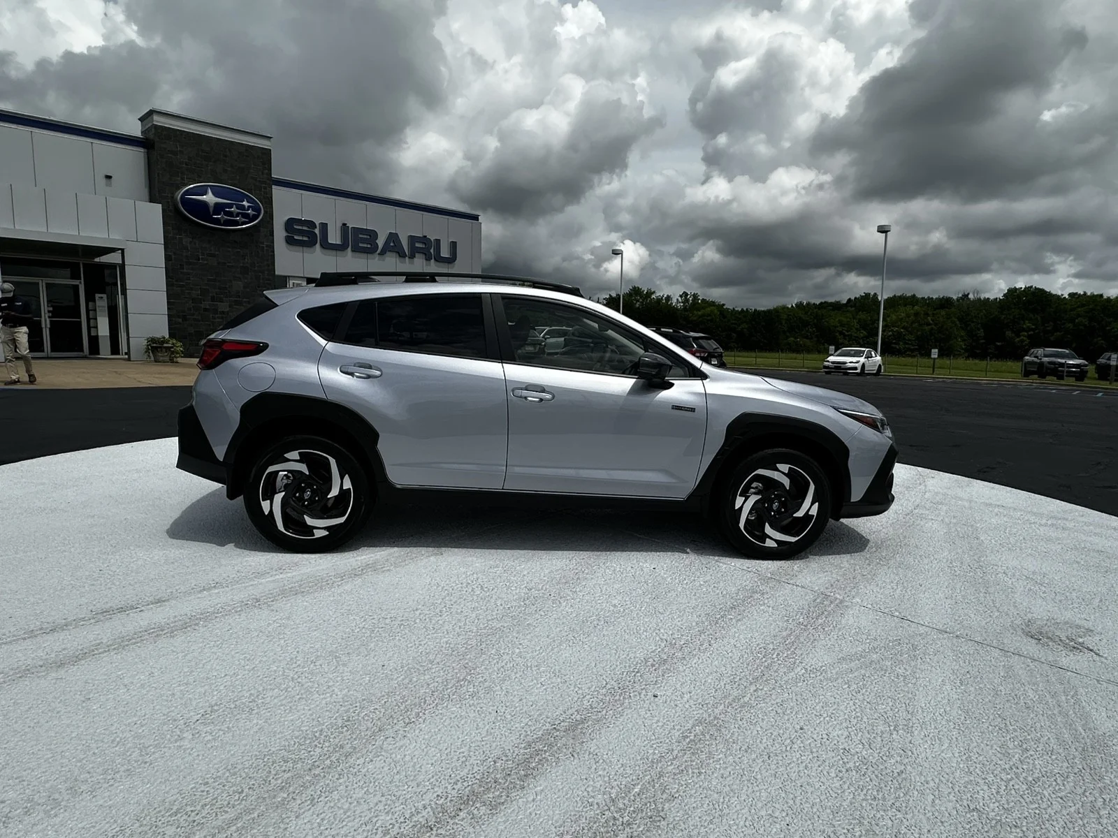 New 2026 ICE SILVER METALLIC Subaru Limited Hybrid image 8