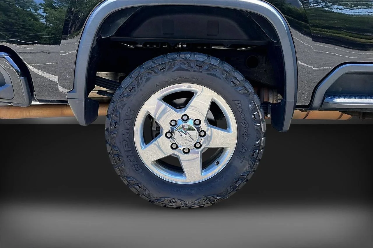 Certified Used 2024 Black Chevrolet Custom image 33