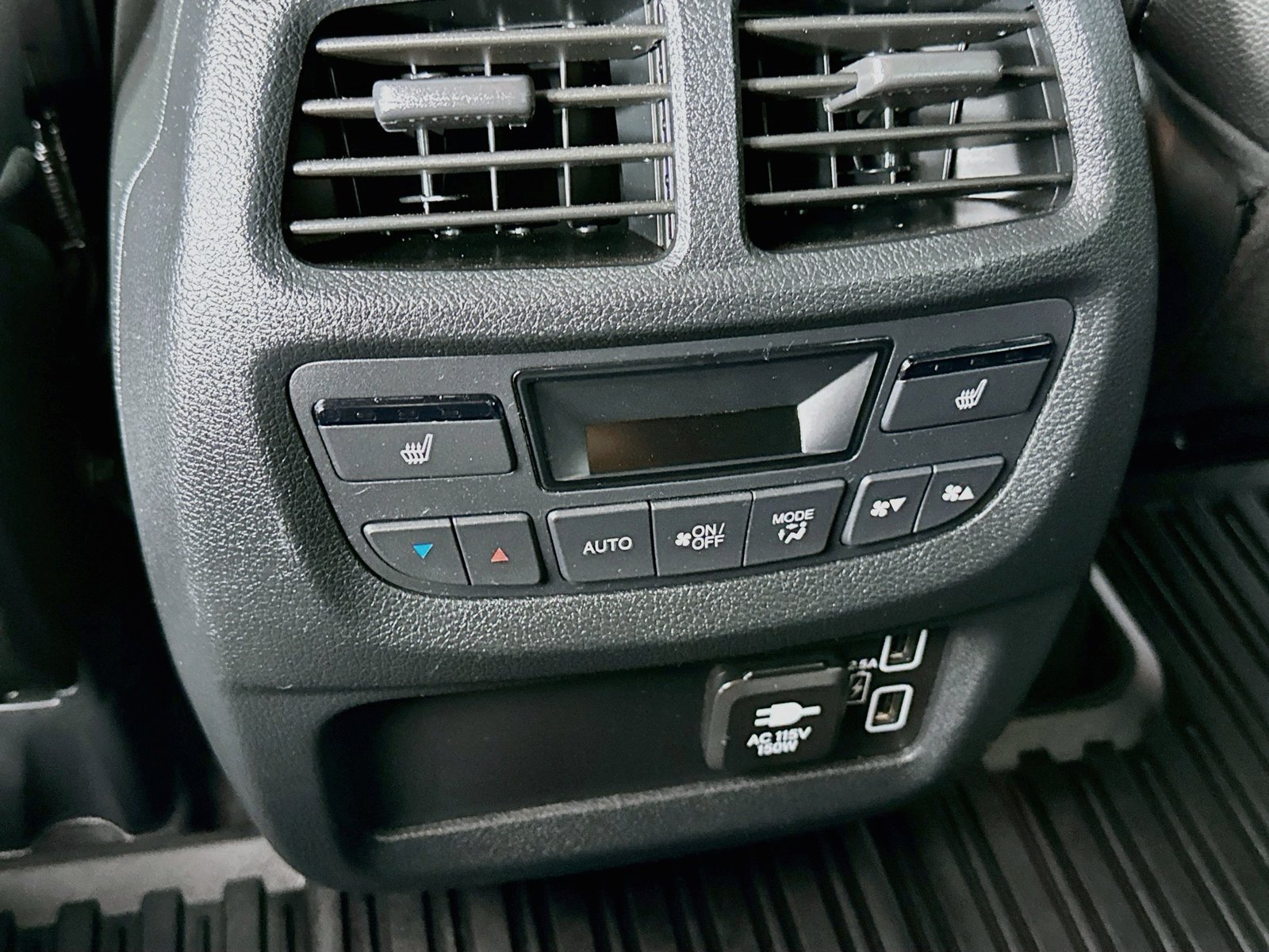 2023 Honda Passport Elite - Photo 32