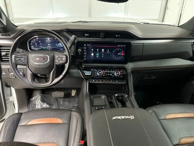 Used 2024 White GMC AT4 image 25