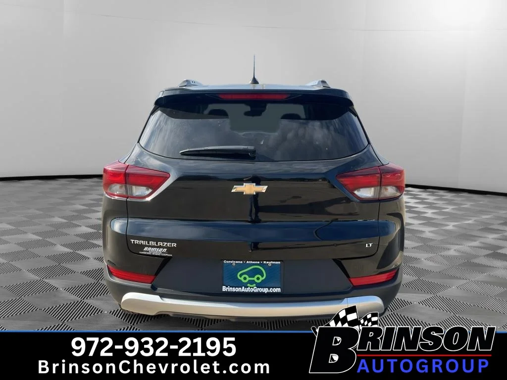 Used 2023 Mosaic Black Metallic Chevrolet LT image 8