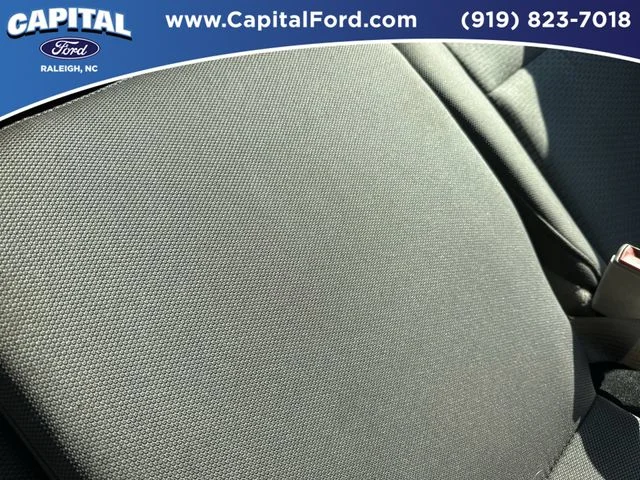 Used 2020 Silver Ford XLT image 31