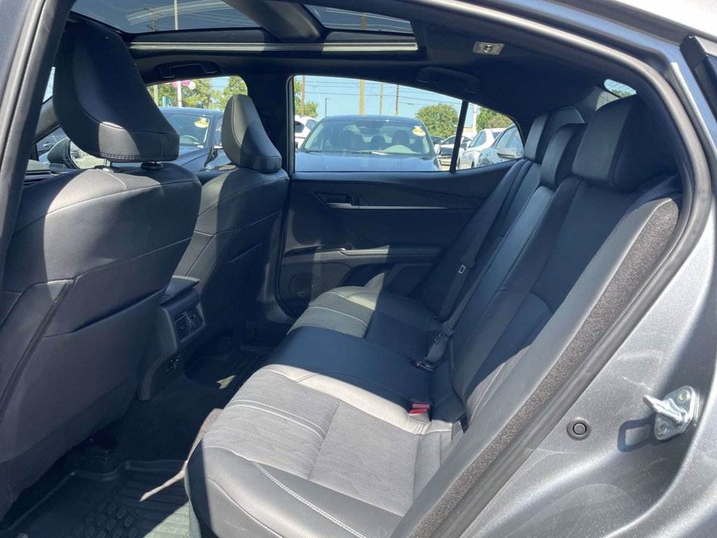 Used 2026  Toyota XSE image 11
