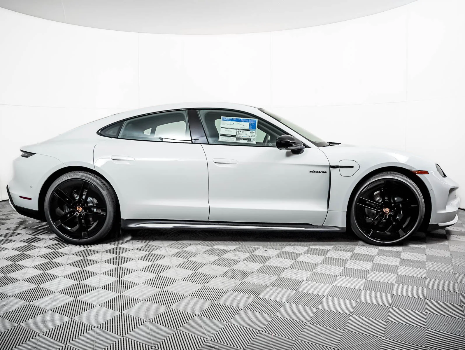New 2026 White Porsche 4 Black Edition image 9