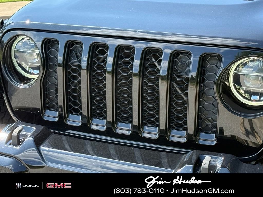 Used 2022 Black Jeep Overland image 8