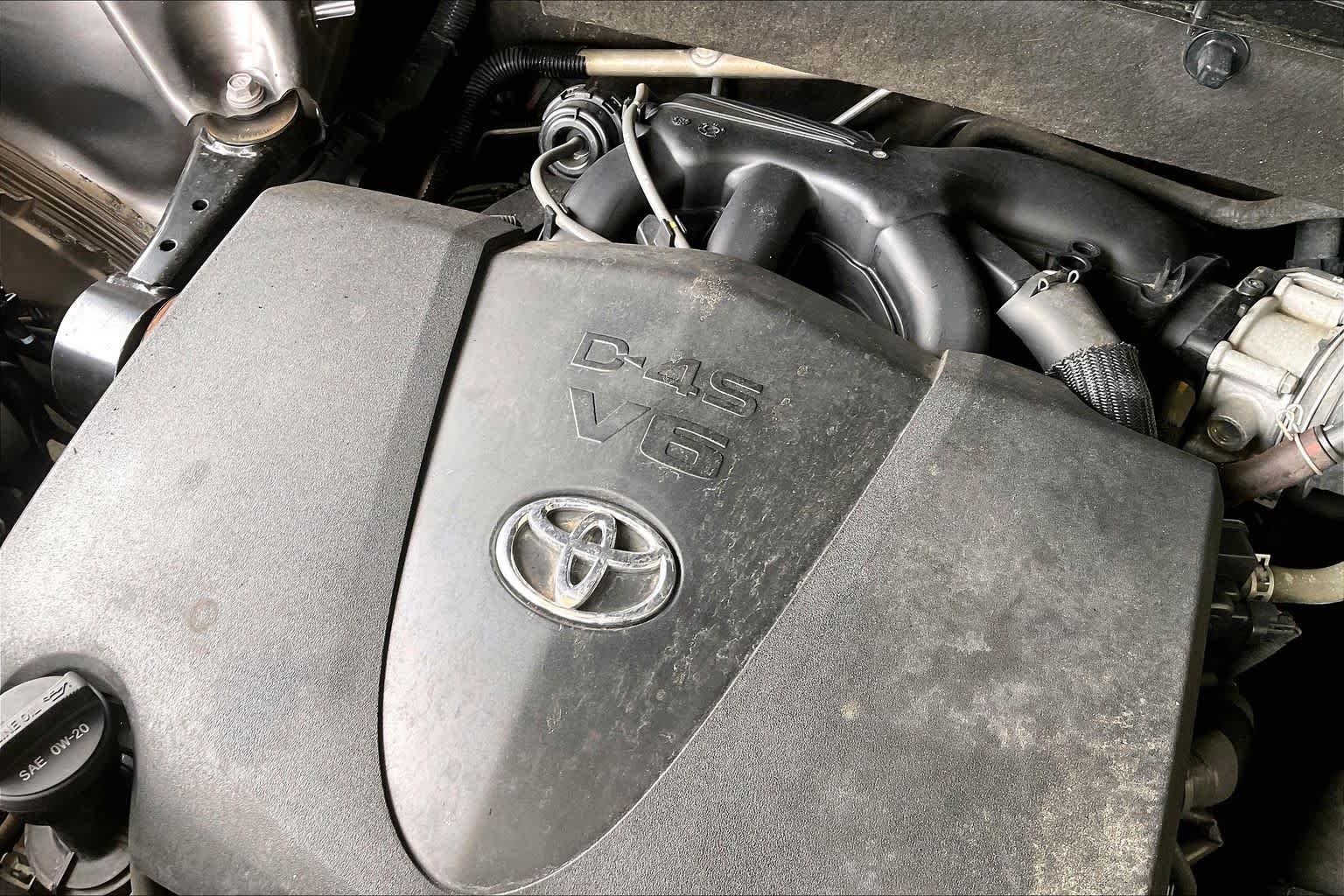 Used 2019 Predawn Gray Mica Toyota SE image 29