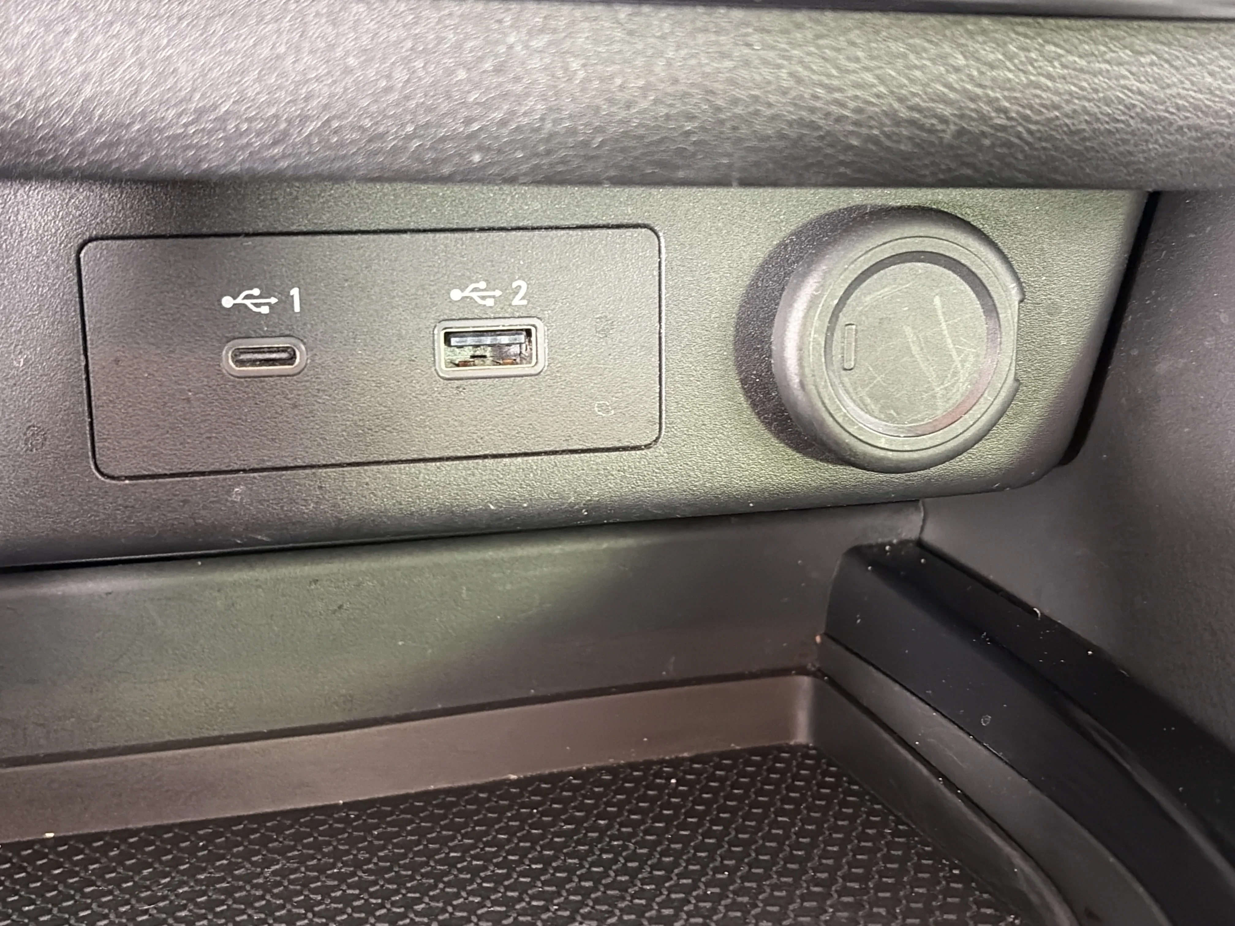 Used 2023 Gun Metallic Nissan SV image 22