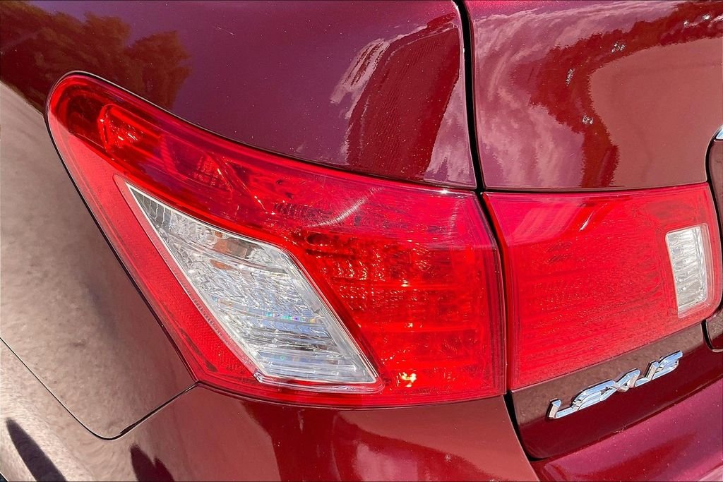 Used 2007 Red Lexus 350 image 29