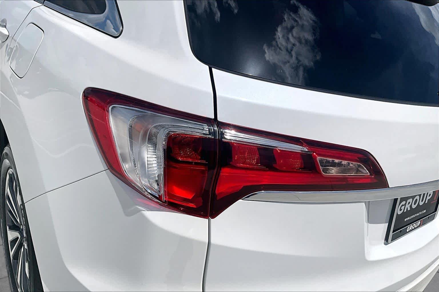 Used 2018 White Diamond Pearl Acura w/Advance Pkg image 27