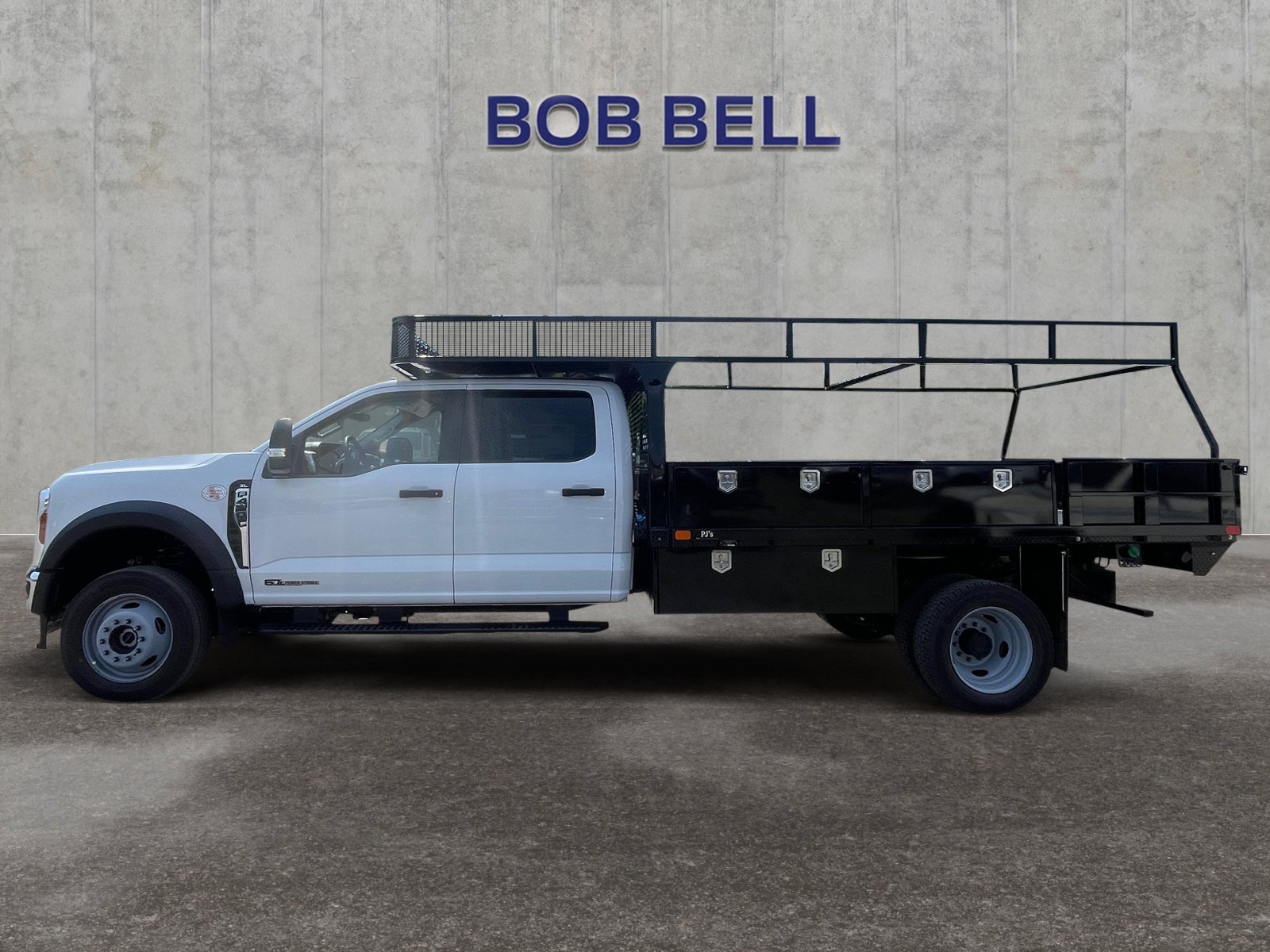 New 2026 Oxford White Ford F-450® XL image 2