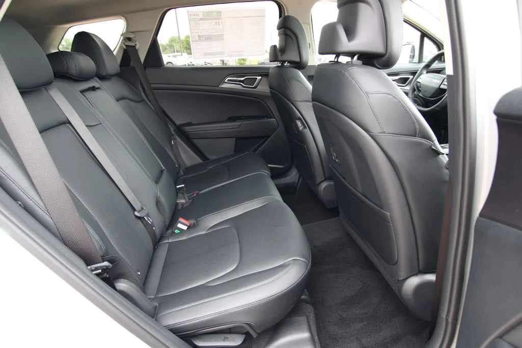 New 2026 Gray Kia EX image 9