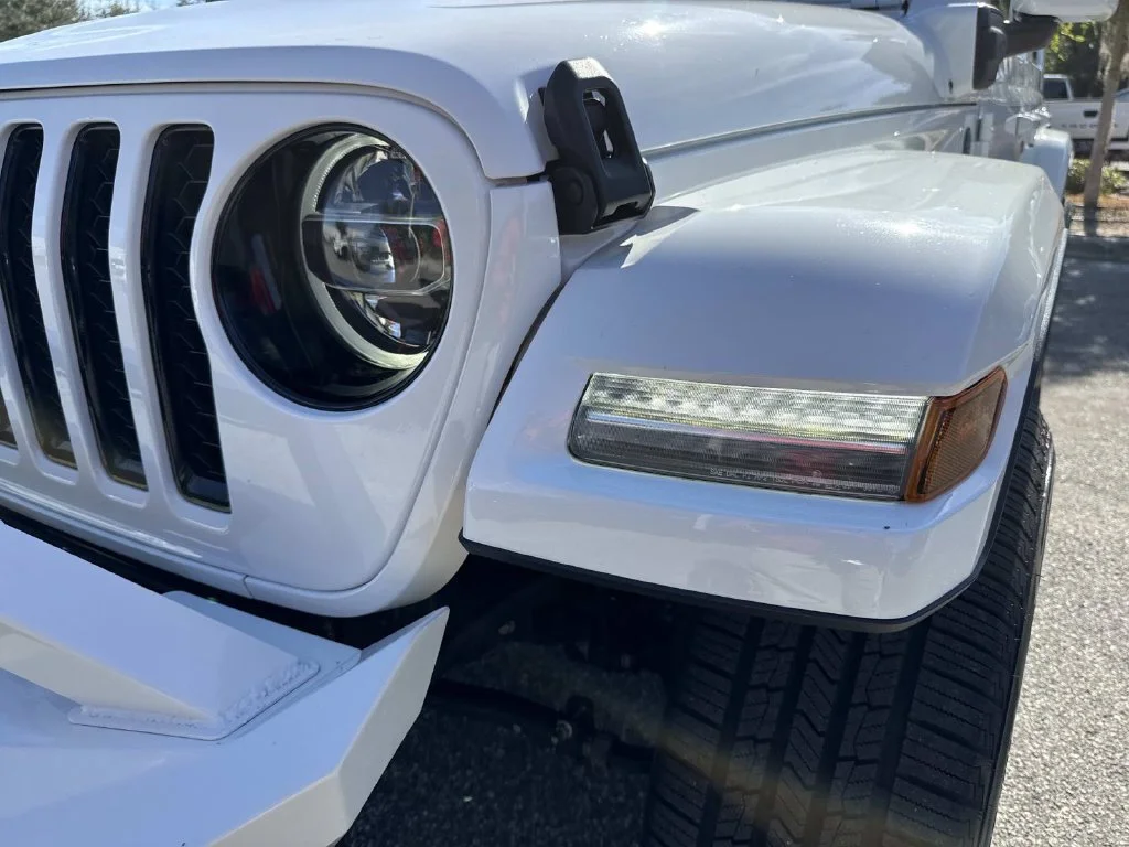 Used 2021 White Jeep Unlimited Sahara 4xe image 11