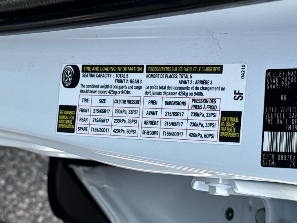 Used 2023 Off-white Toyota LE image 47