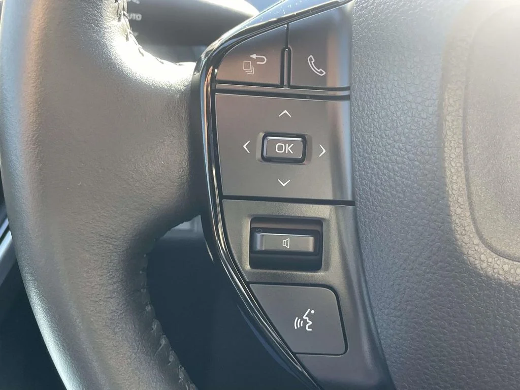 2024 Toyota bZ4X XLE - Photo 22
