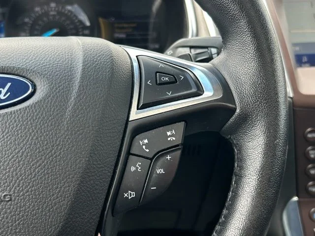 Used 2020  Ford Titanium image 39