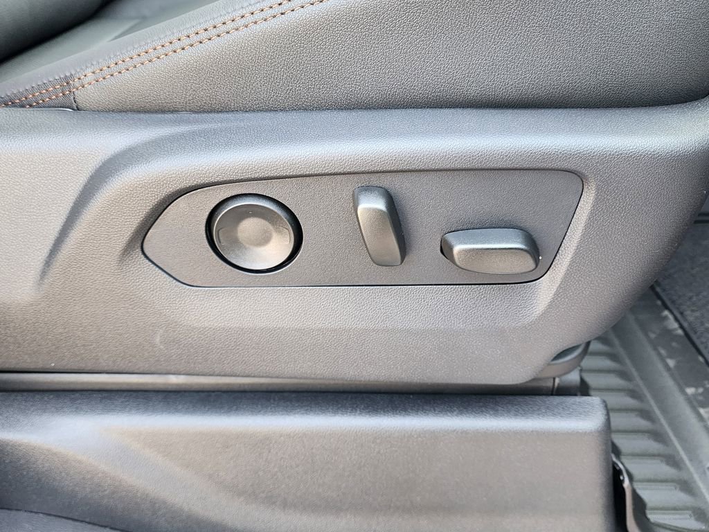 2026 GMC Sierra 1500 AT4 - Photo 40