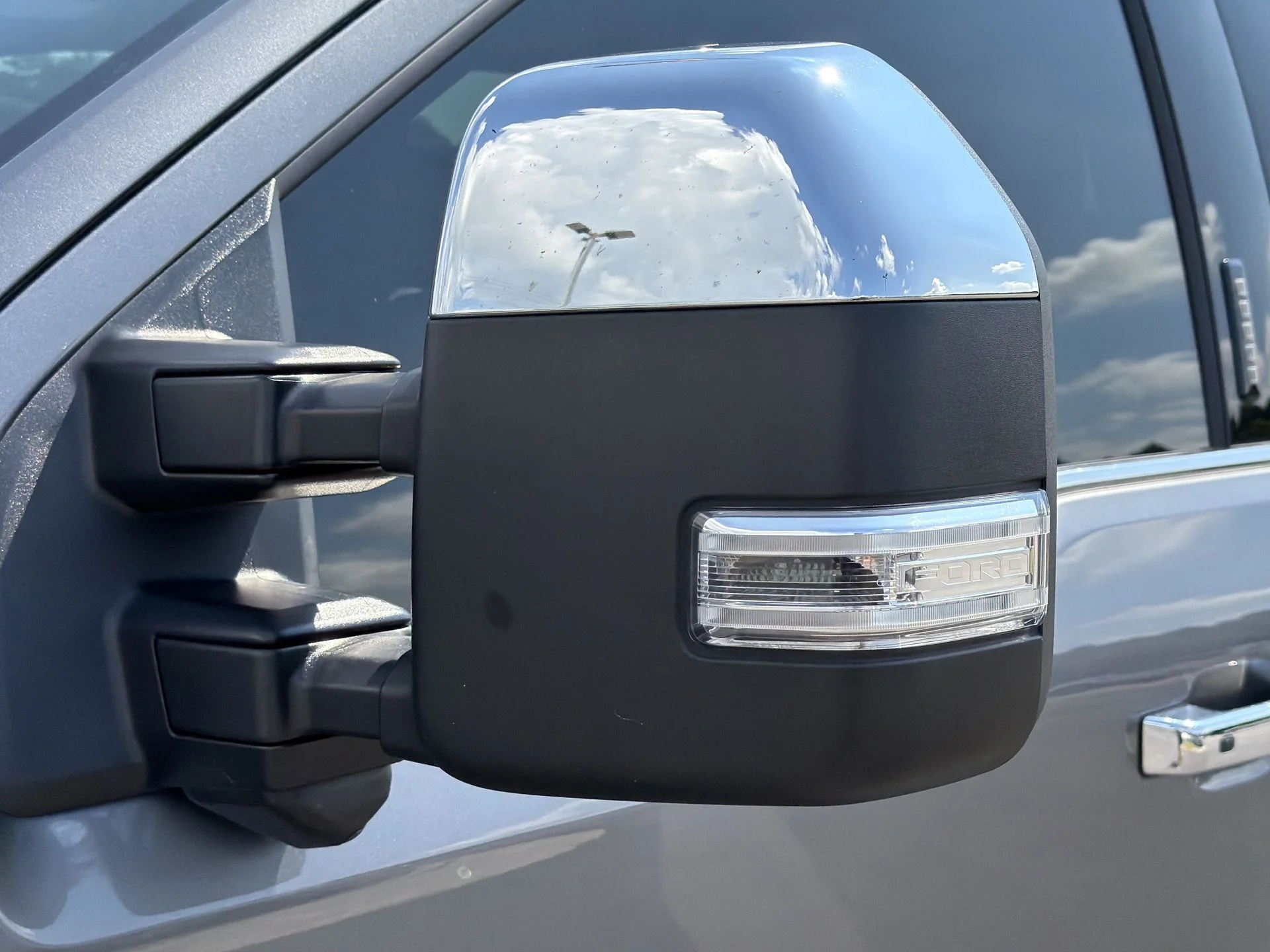 Certified Used 2024 Gray Metallic Ford Lariat image 37