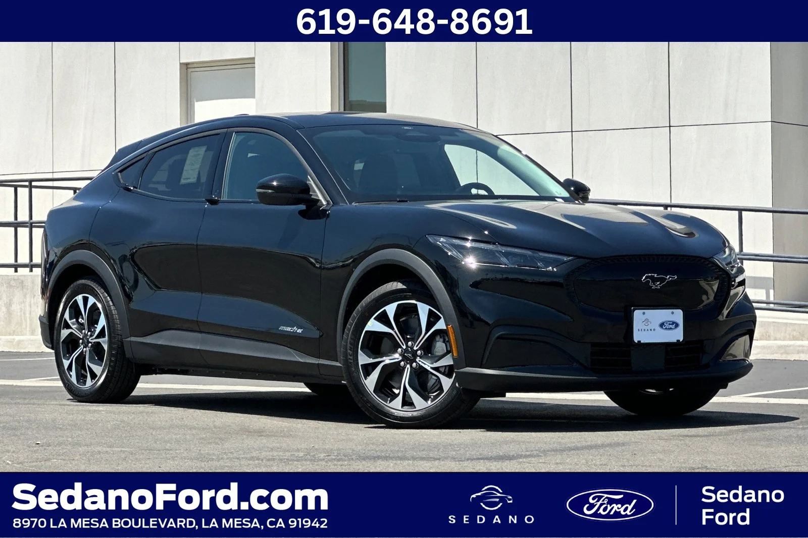 New 2026 Shadow Black Ford Select image 1