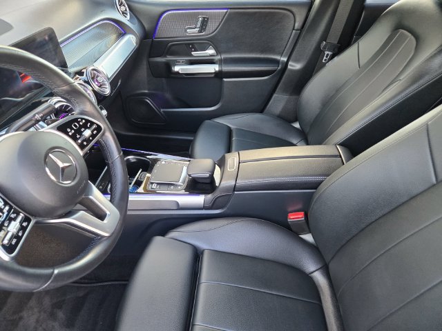 Used 2022 Black Mercedes-Benz GLB 250 image 15