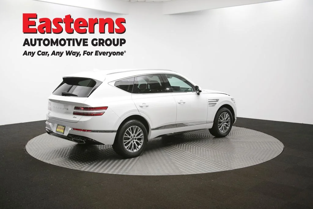 Used 2024 White Genesis 2.5T image 42
