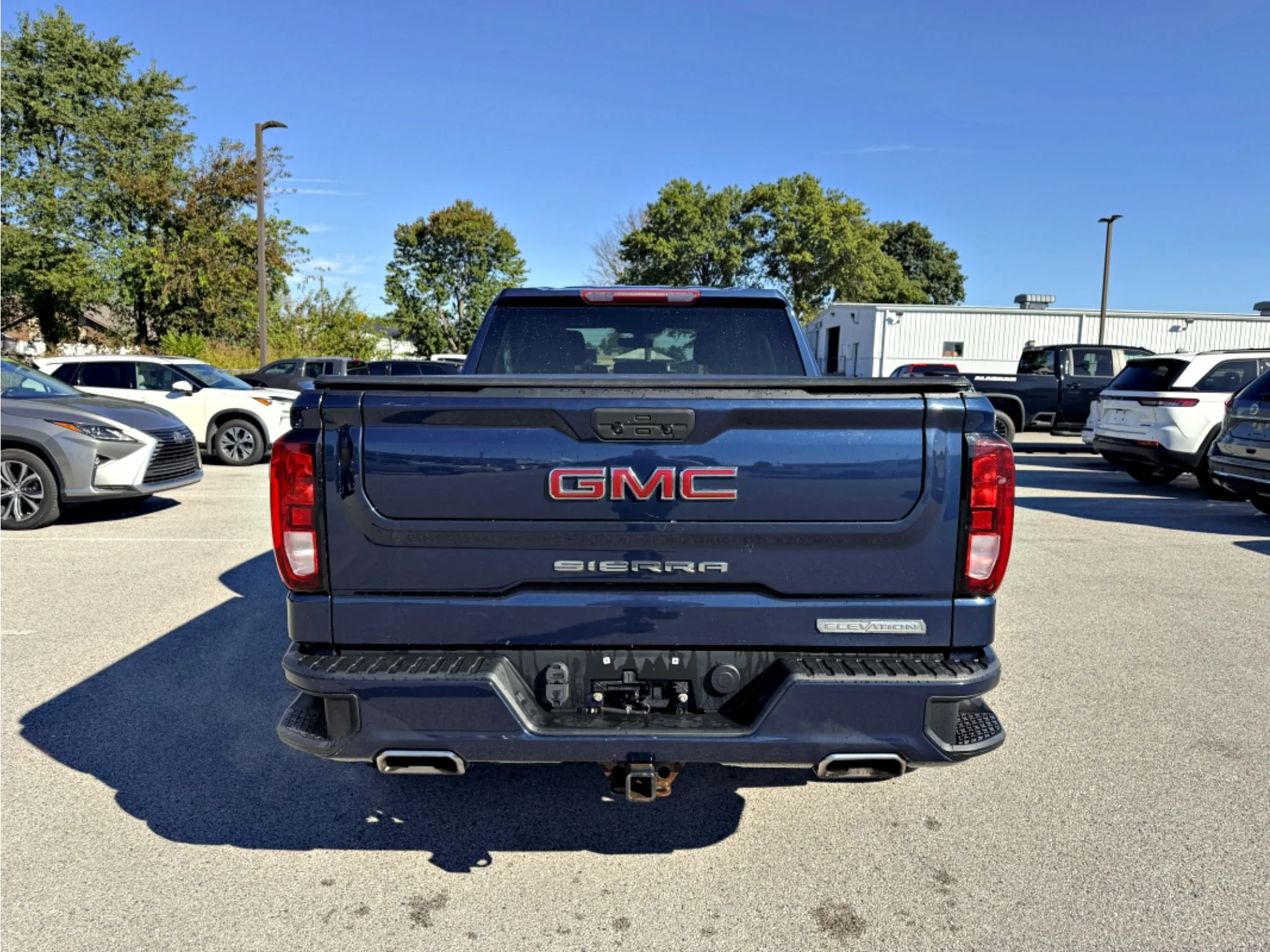 Used 2022 Pacific Blue Metallic GMC Elevation image 5