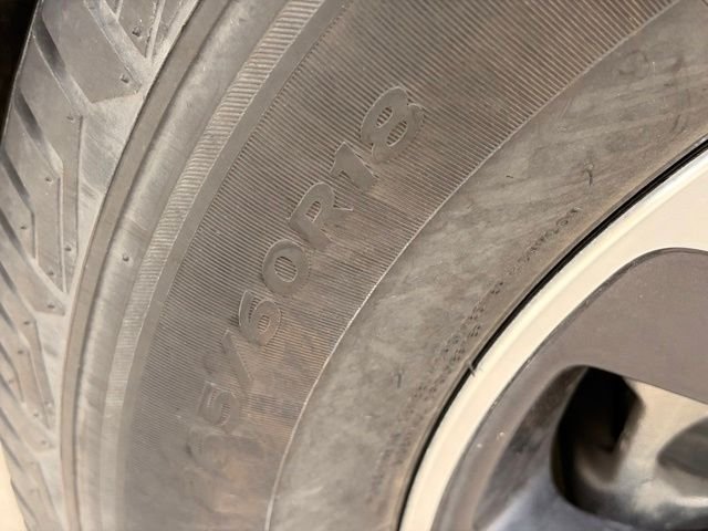 Certified Used 2024 Silver Jeep 4xe image 7