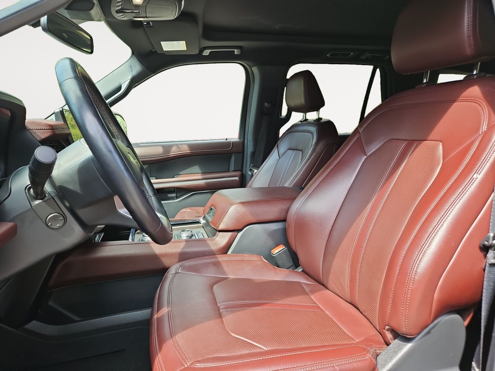 Used 2024 Black Ford Limited image 9