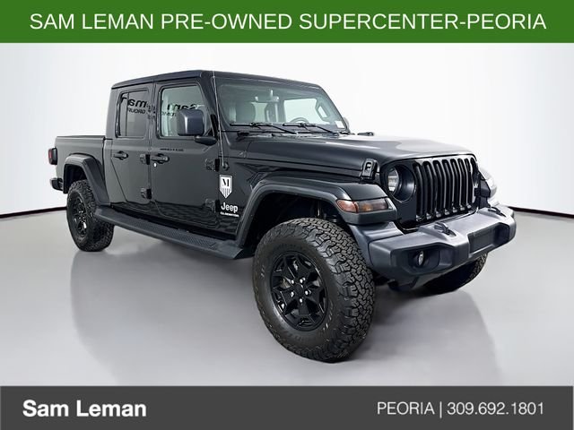 2022 Jeep Gladiator Overland's photo