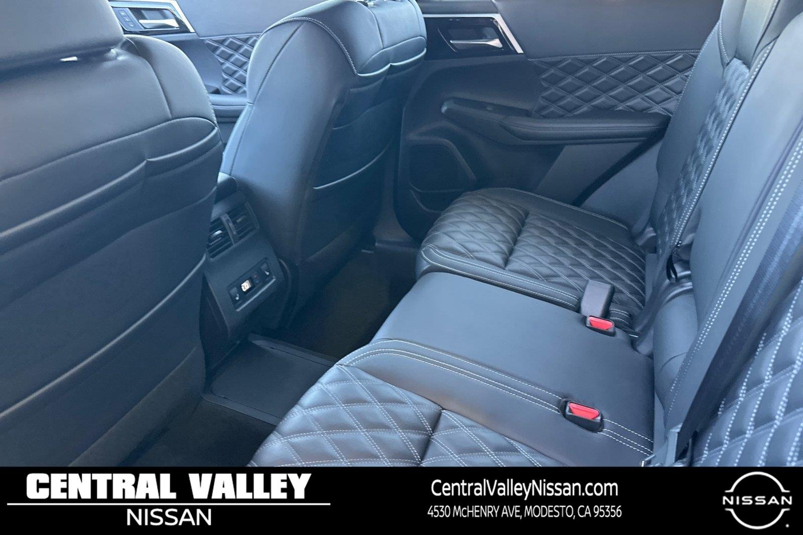 New 2026 Moonrock Gray Nissan Platinum image 12
