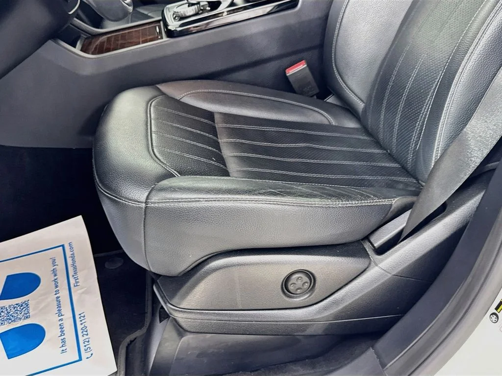 Used 2018  Mercedes-Benz GLS 450 image 24